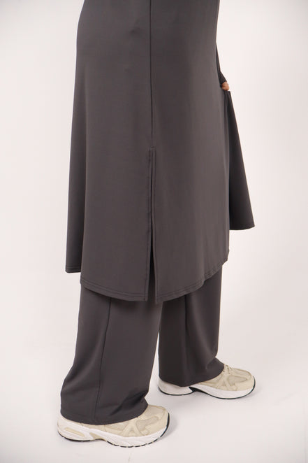 Modest Sports Shirt - Longline - Dark Grey