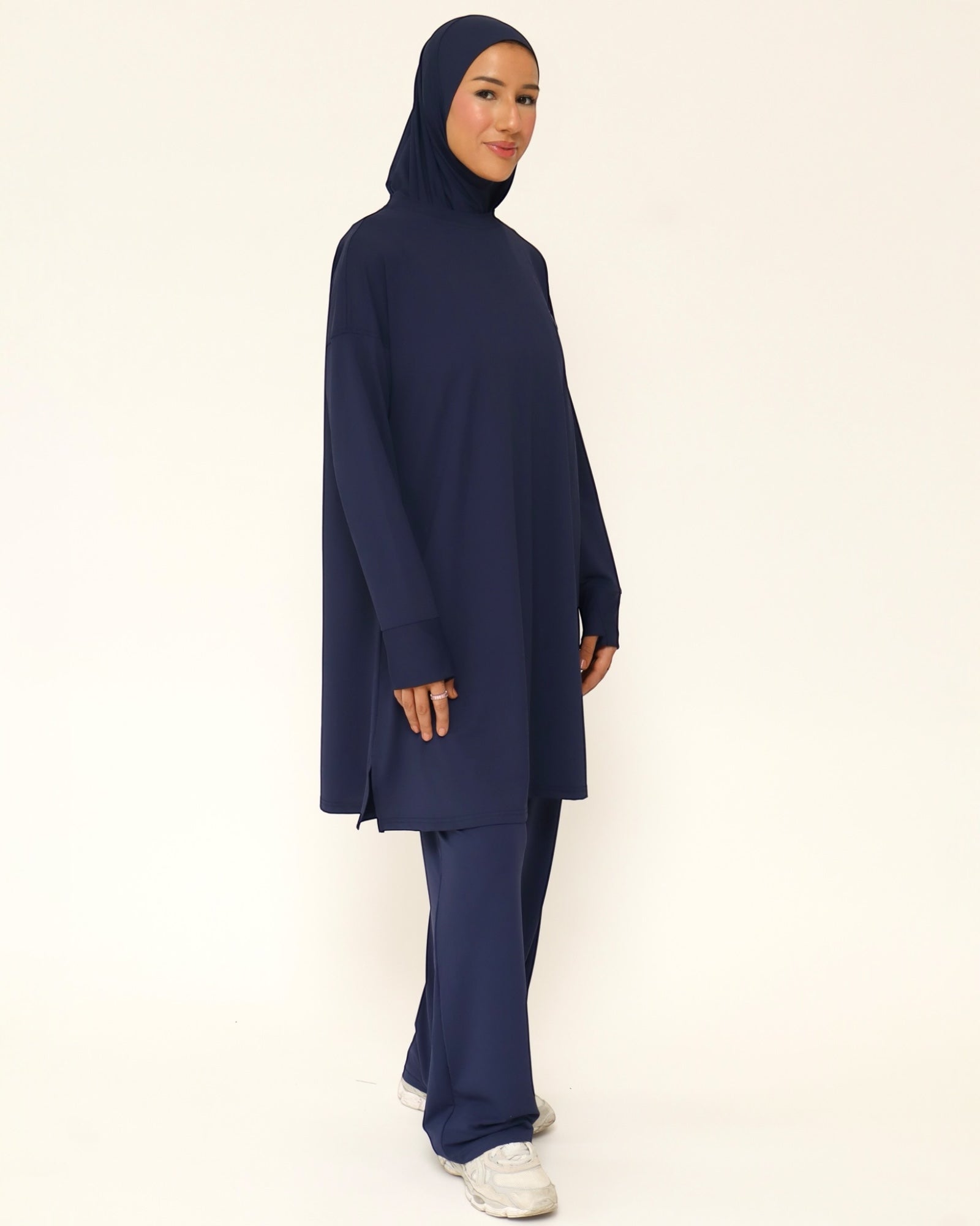 Modest Sports Shirt - Shortline - Navy Blue