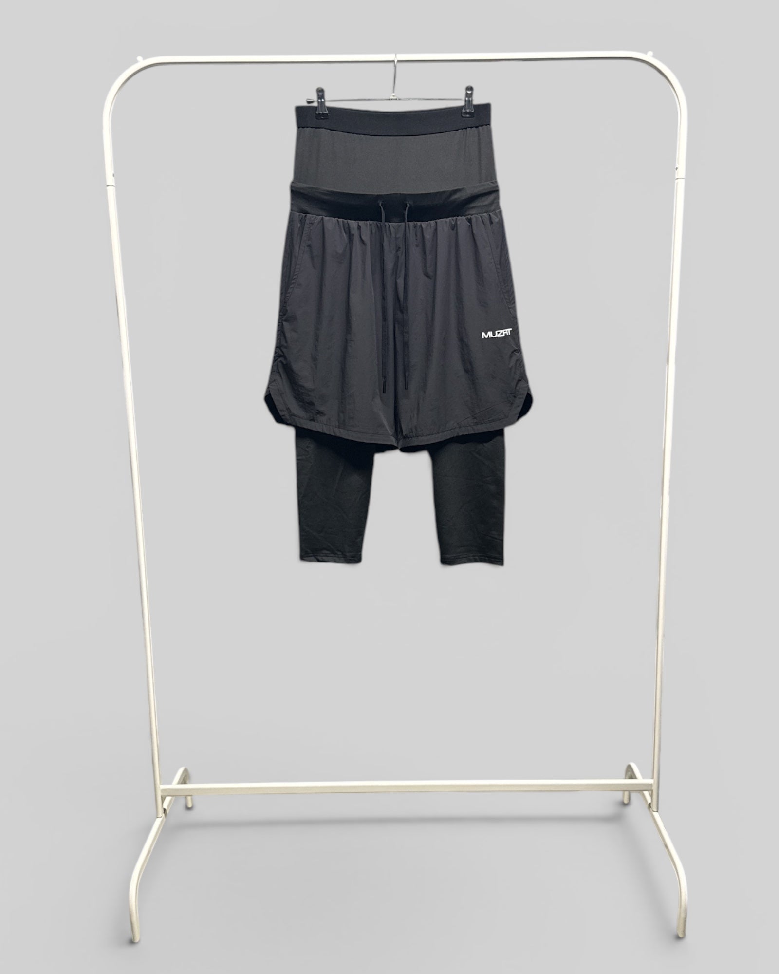 Awrah Shorts - Black